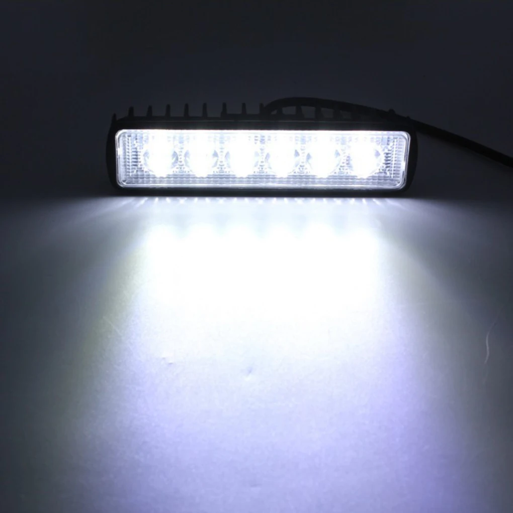 1pc/2pcs 18W Spot LED delovna Lučka Bar Univerzalni Vožnje Fog Off-road 6000K SUV Tovornjak Lučka 8000lm
