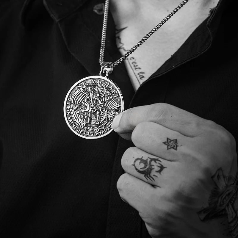 Saint Michael Nadangel Angel Medaljo Kovanec Obliko, Ogrlico, Obesek Iz Plemenitega Jekla Moški Nakit, Ogrlice